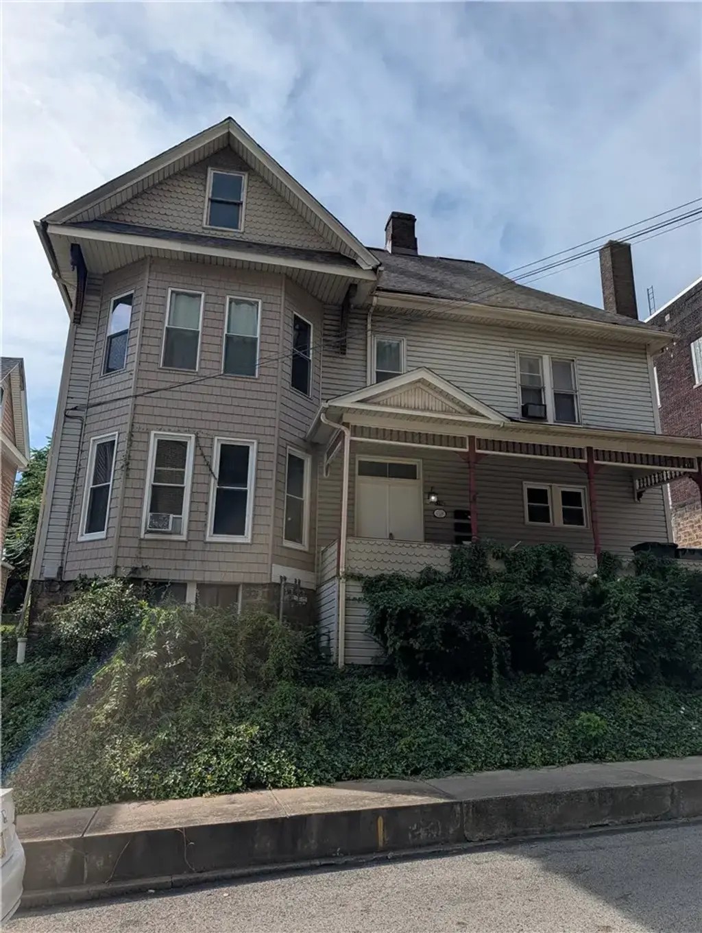 116 &118 Cliff Street, City of But SW
