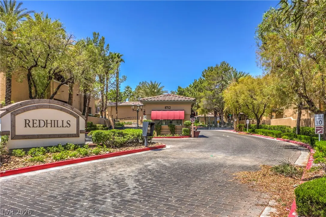 8737 Red Brook Drive 104, Las Vegas