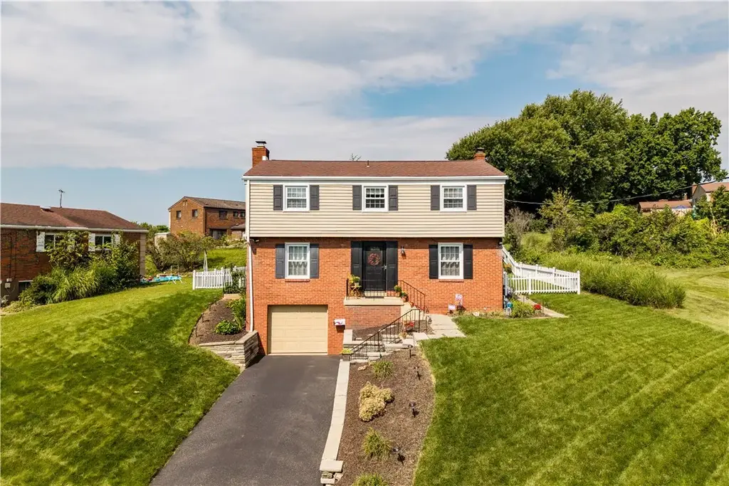 348 Grace Street , Pleasant Hills