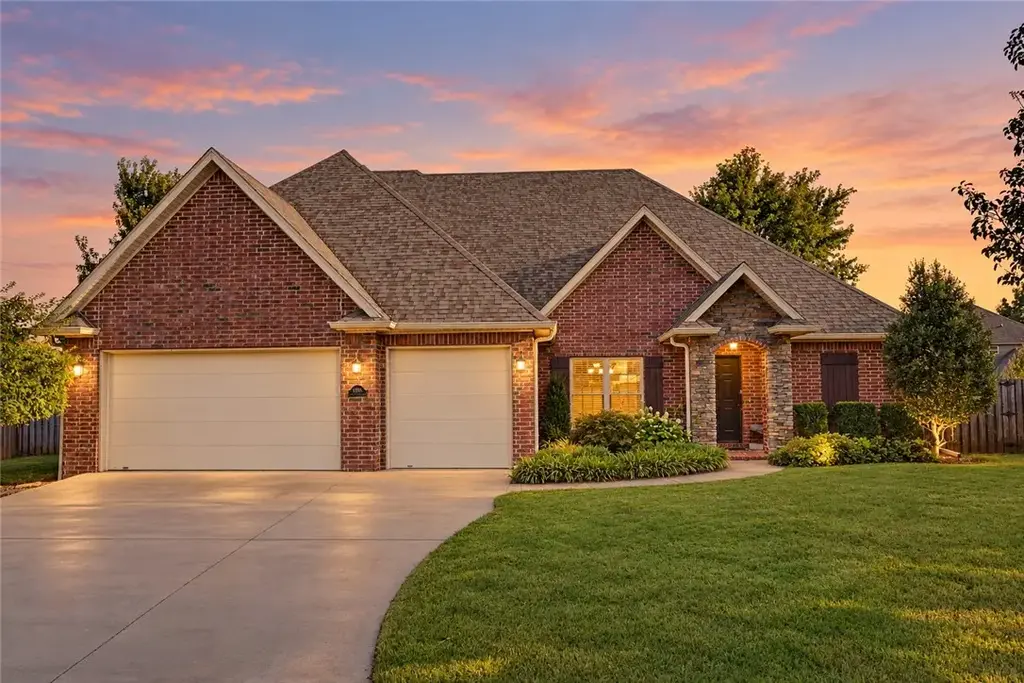 4295 W Coneflower Place, Fayetteville