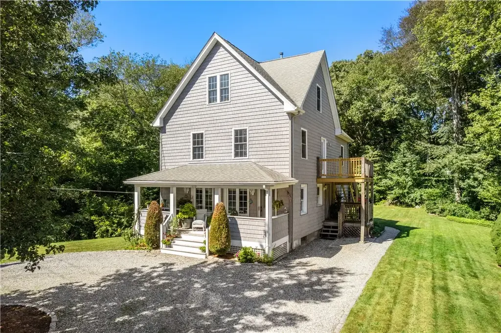 1370 Boston Neck Rd, Narragansett