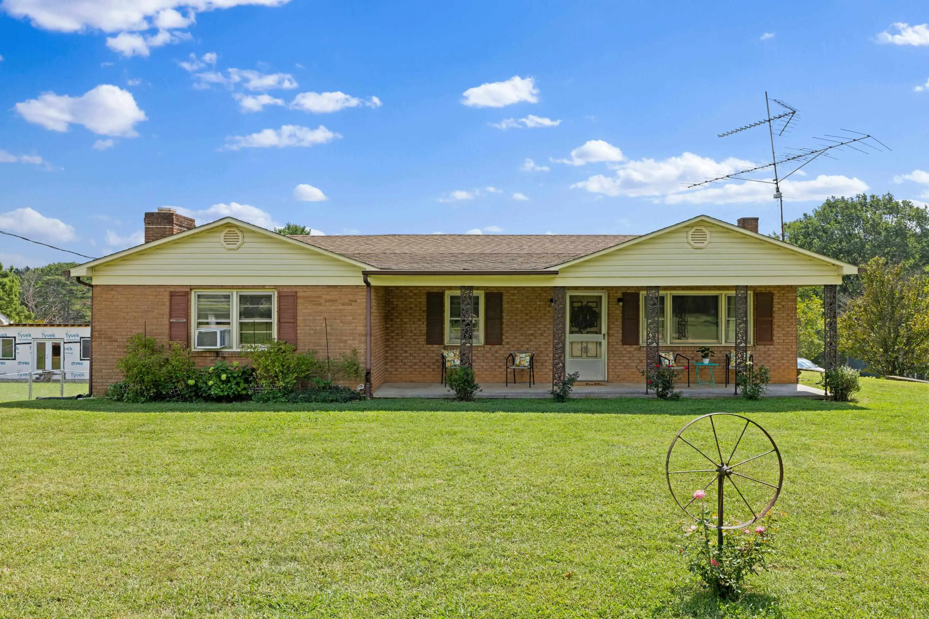 1096 Cold Springs Rd, Stuarts Draft