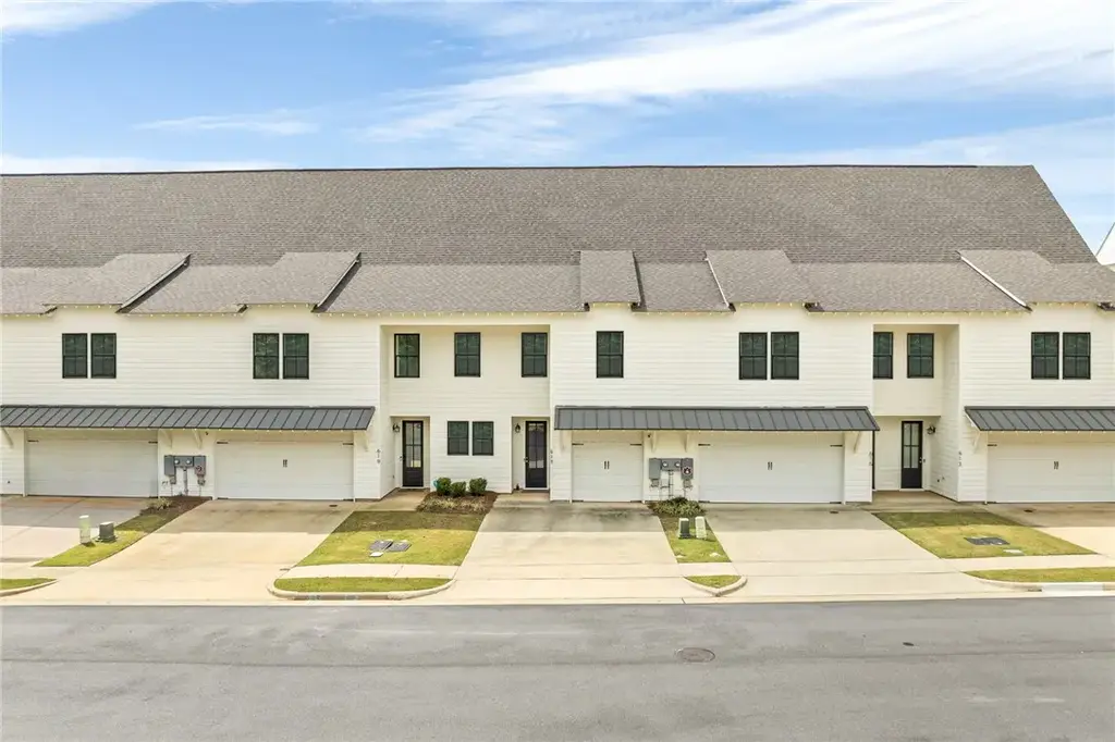 617 Cameron Ct, Auburn