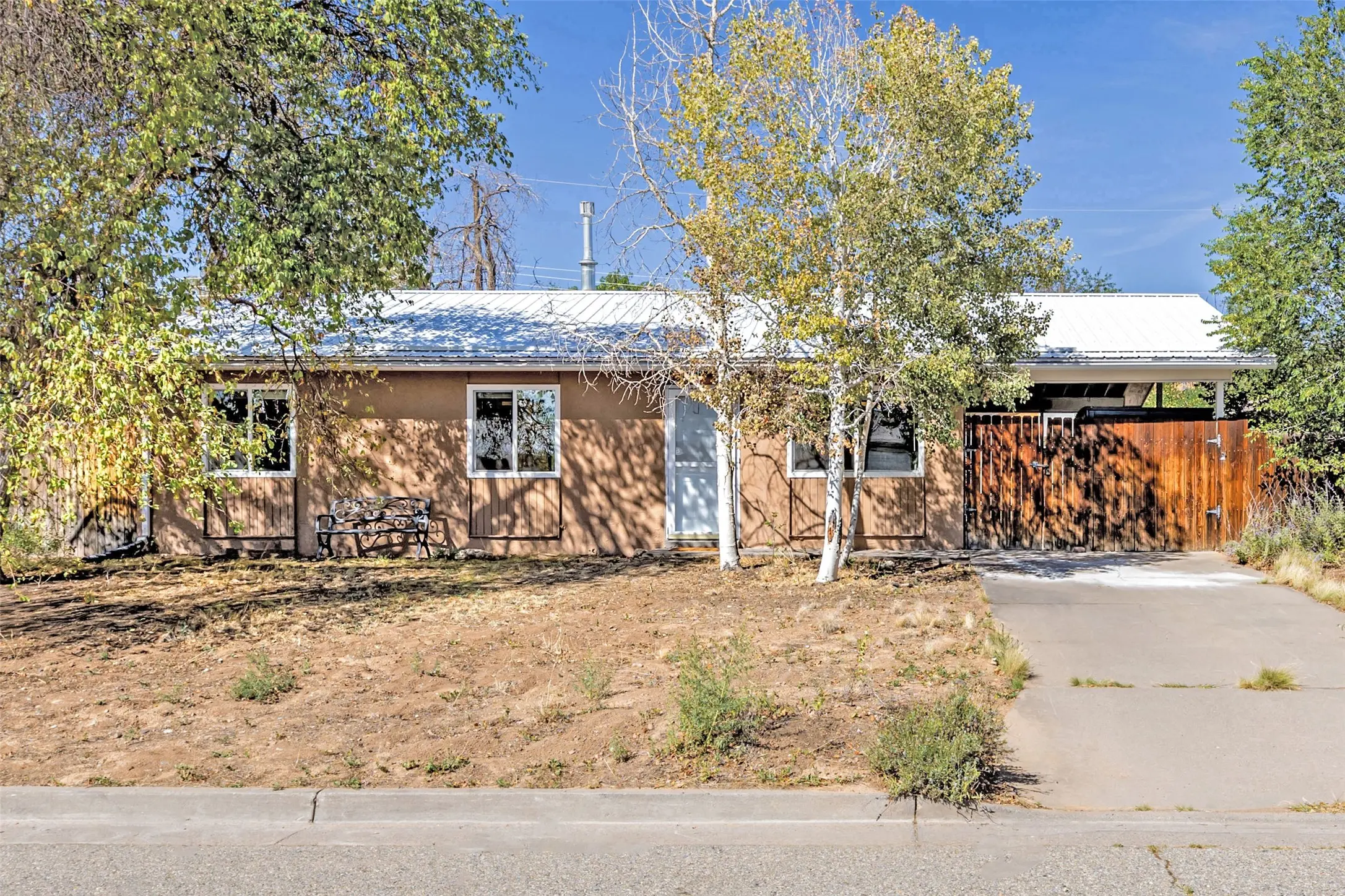 67 Joya, White Rock