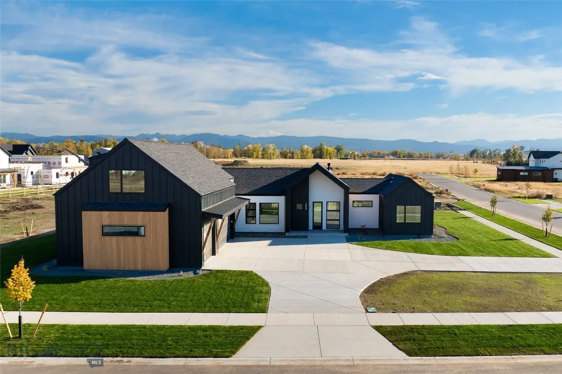 200 Crossbill Road, Bozeman