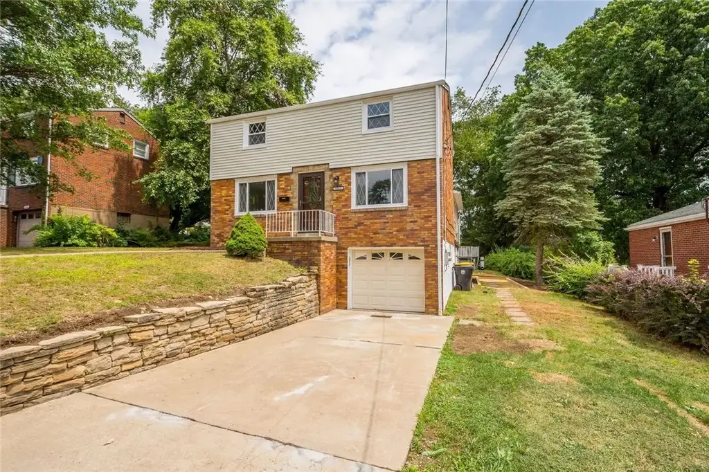 5385 California Avenue, Bethel Park