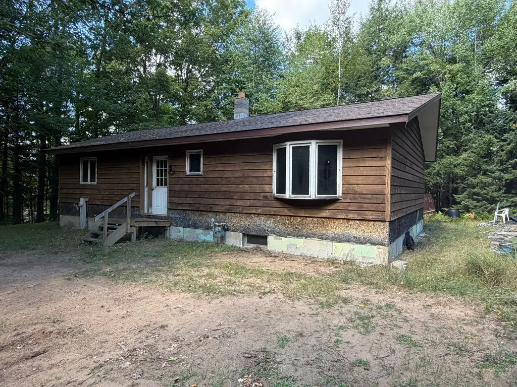 3520 Old Hwy 70 E, Eagle River