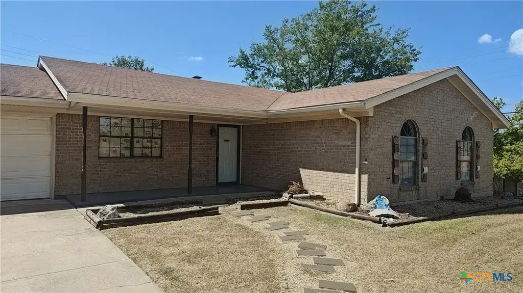 902 Davie Lee Drive, Copperas Cove