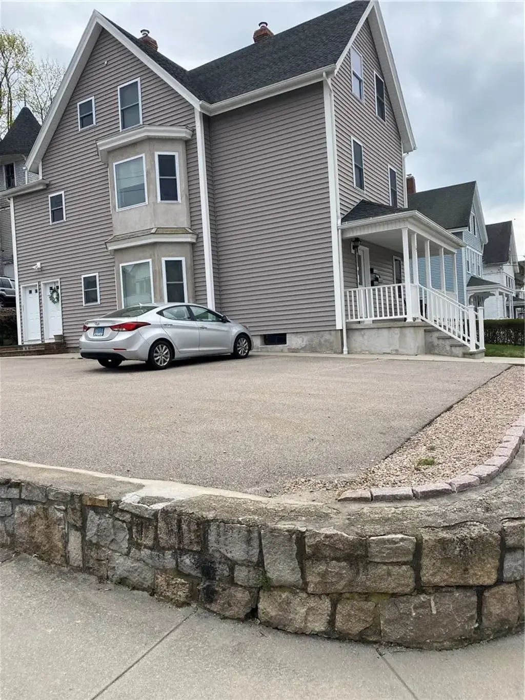 15 Newton Ave # 3, Westerly