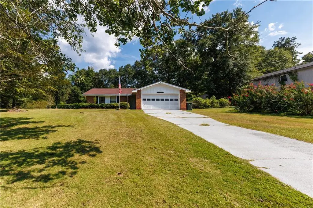 12 Sommerset Court, Phenix City