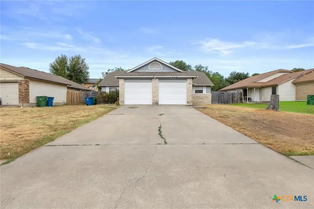 608/610 Greenlawn Boulevard, Round Rock