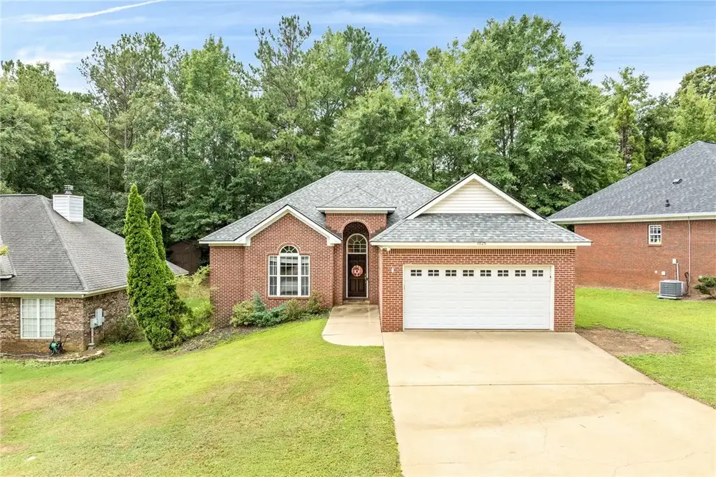 1825 Shadow Bend Ln, Auburn