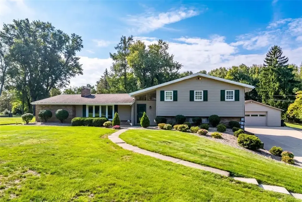 116 Meadowvue Drive , Marshall