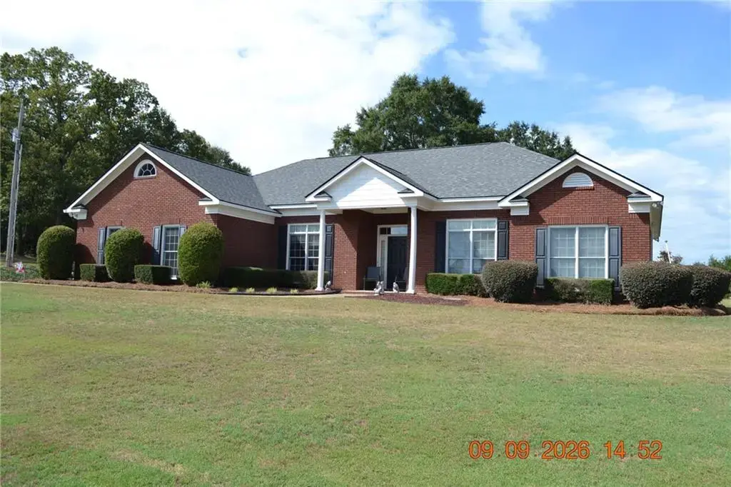 90 Freeman Road, Phenix City