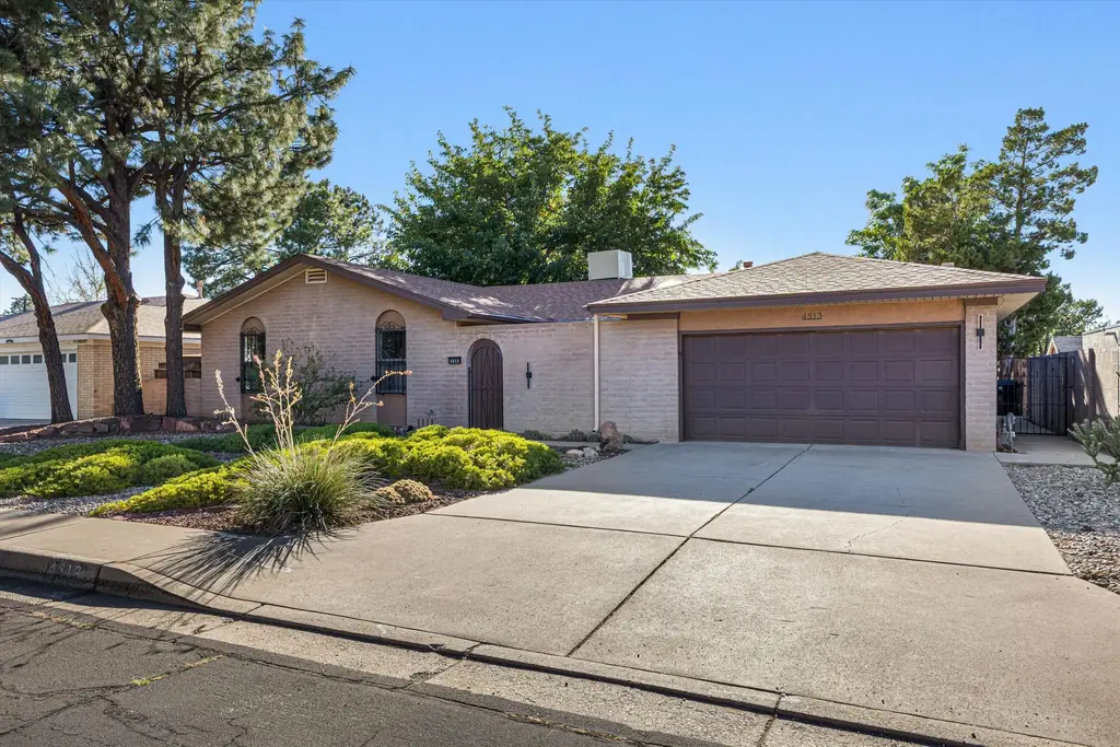 4513 Andrew Drive Ne, Albuquerque