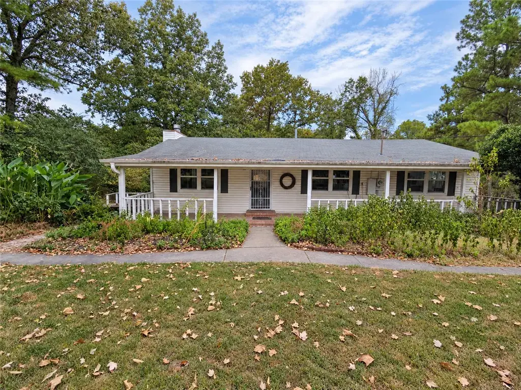 8551 W Athens Lane, Fayetteville