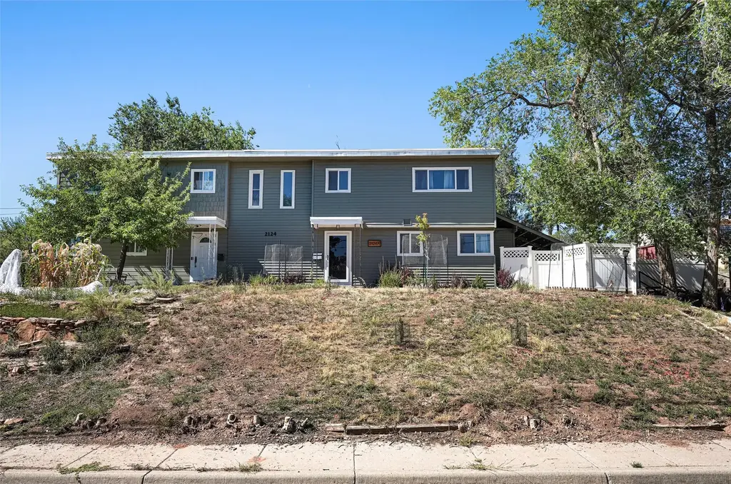2124 33rd # A, Los Alamos