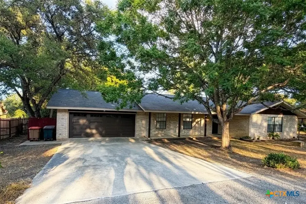 124 Creekview Drive, Canyon Lake
