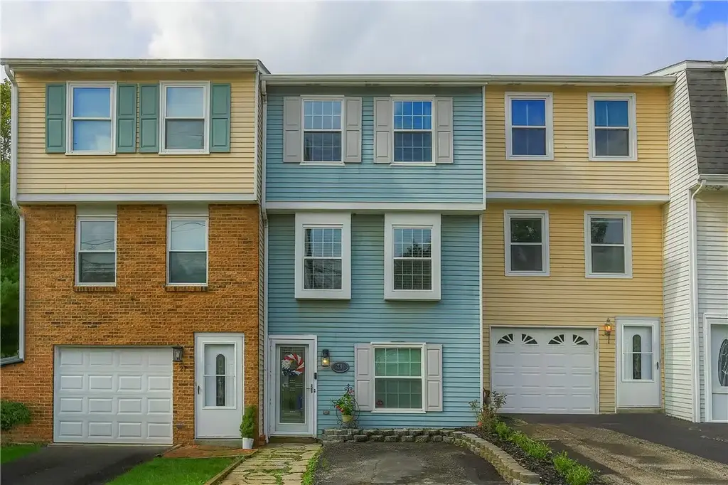 29 Meanor Street , Findlay