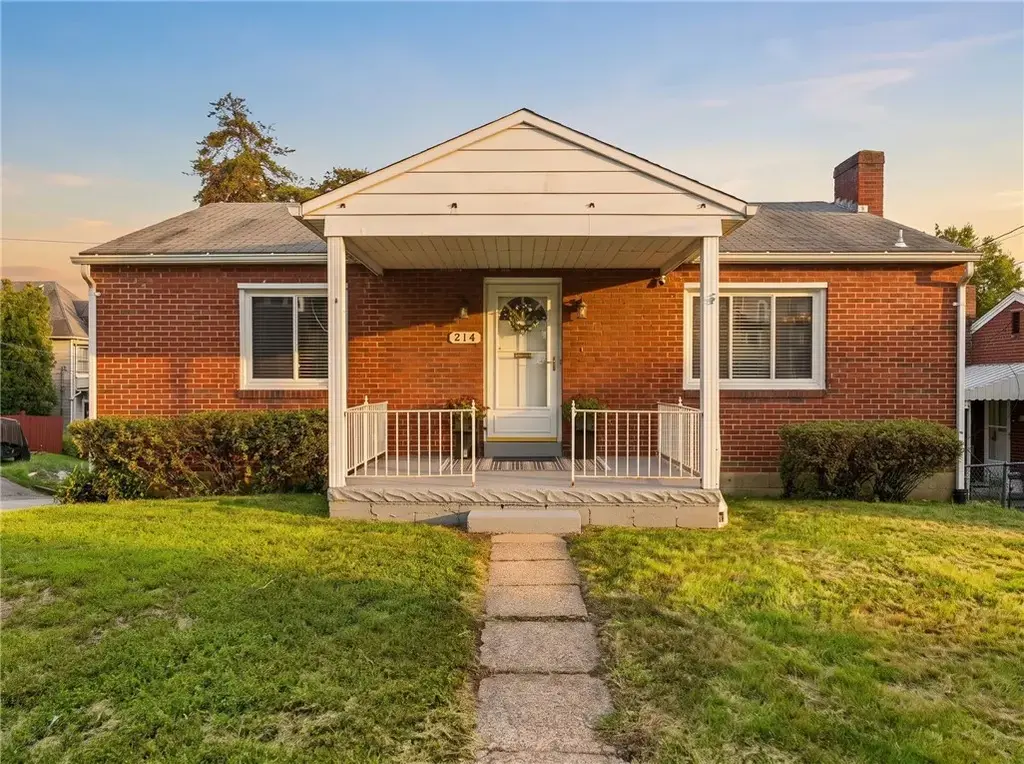 214 Shadyhill, Banksville/Westwood