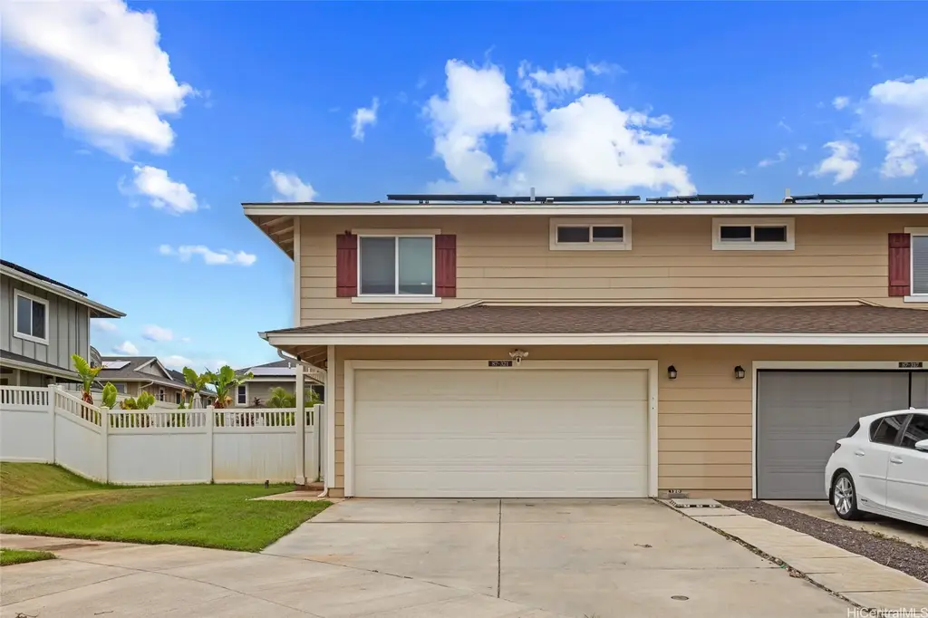 87-321 Kowehe Street, Waianae