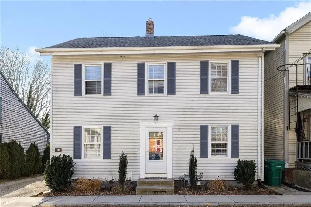 82 Burnside Ave # 2, Newport
