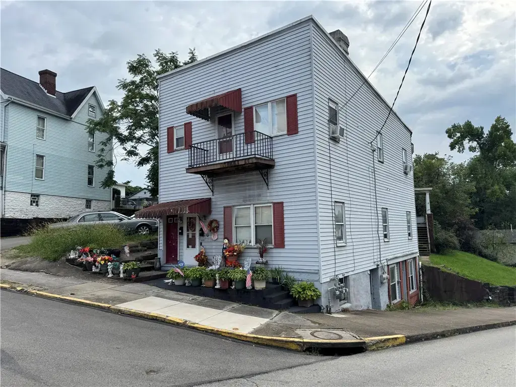 200-202 Market Street, Belle Vernon