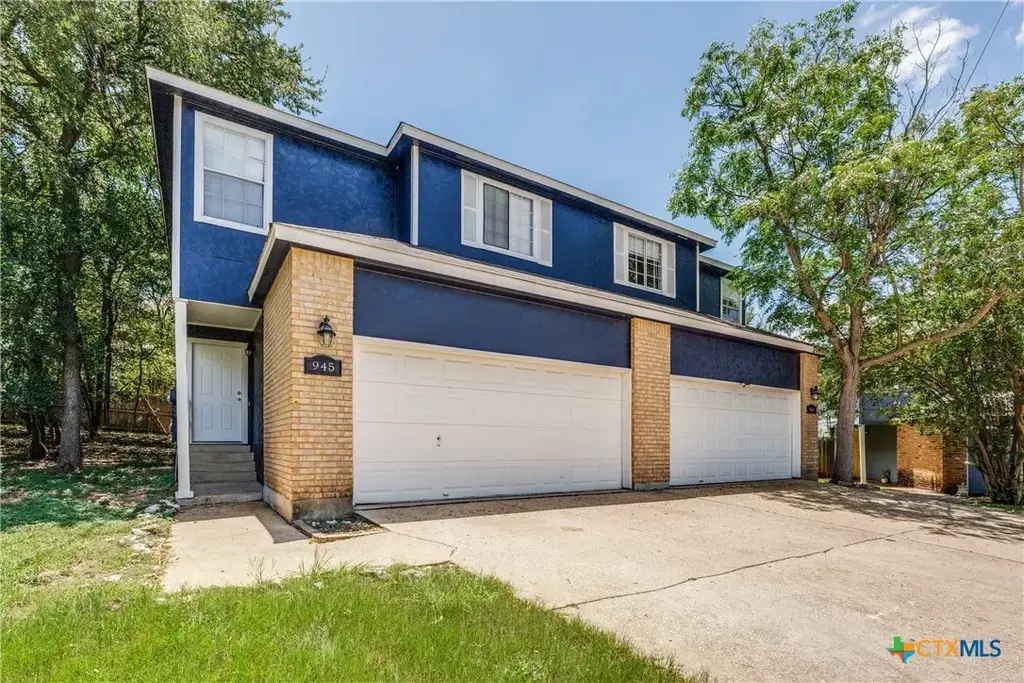 945 Sagewood, Other