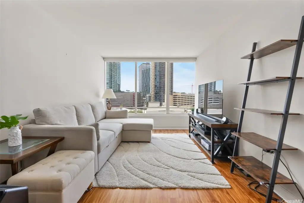 (unit #709) 1009 Kapiolani Boulevard, Honolulu