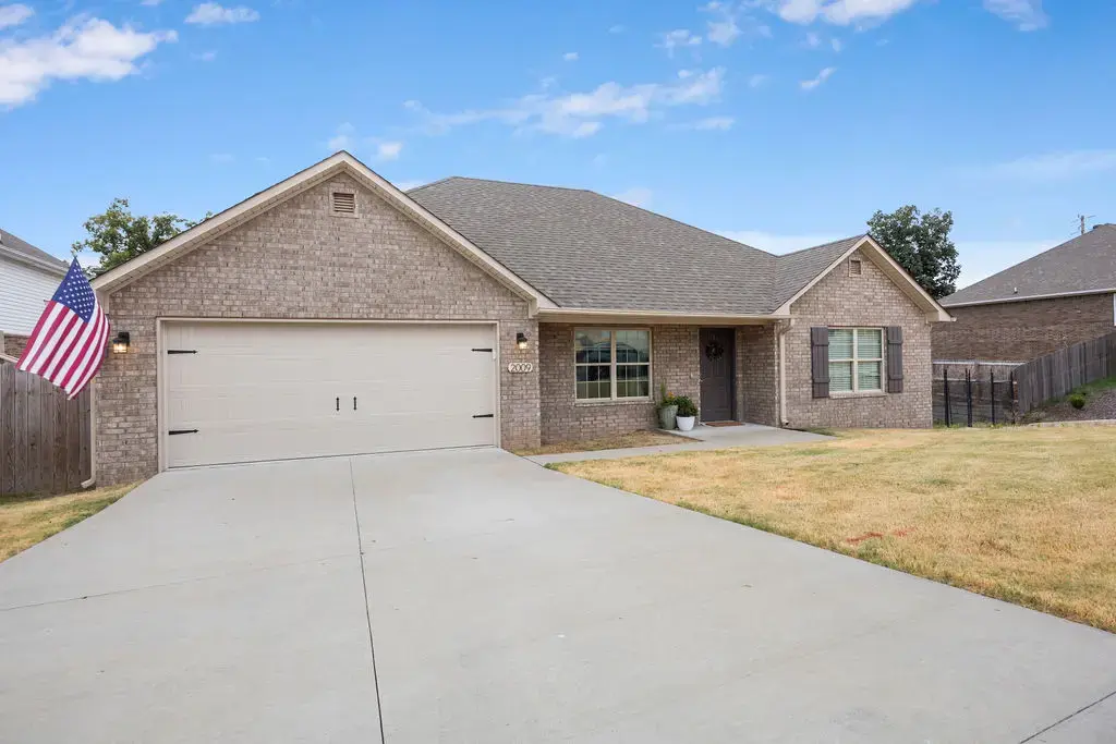 2009 Misti Woods Street, Gentry