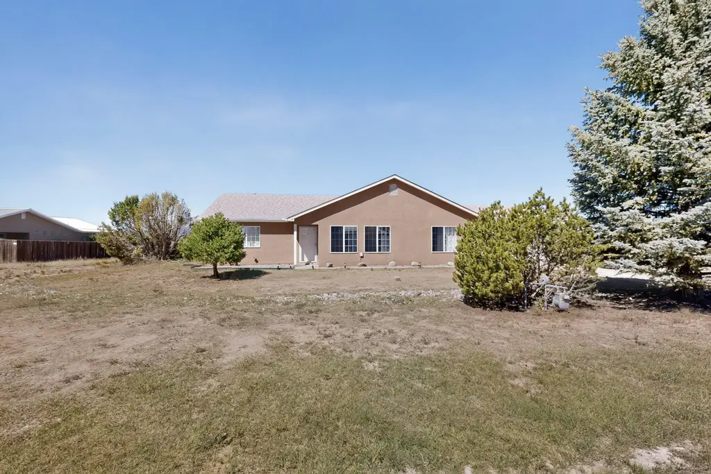 1 Joshua Court, Edgewood