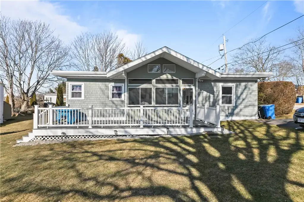 30 Warren Ave, Middletown
