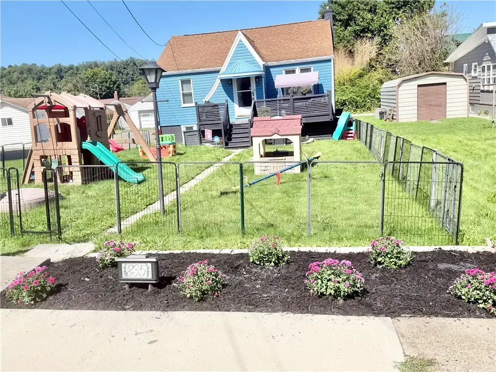 835 Graham Street , Belle Vernon