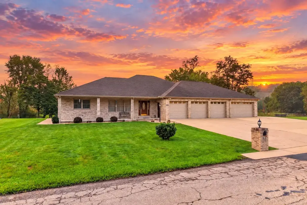 14023 Mike Road , North Huntingdon