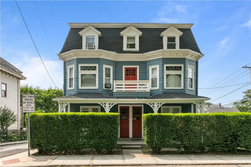 501 Spring St # 2, Newport