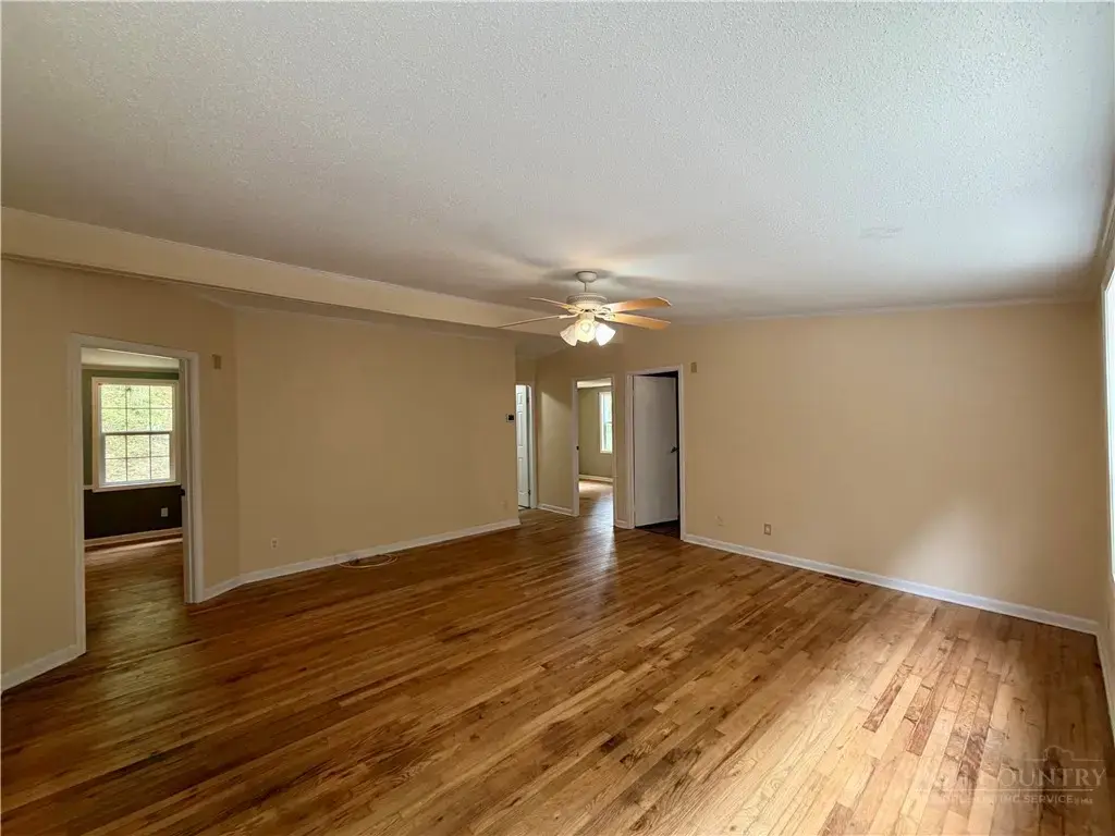 214 Thompson Hollow Road, Vilas