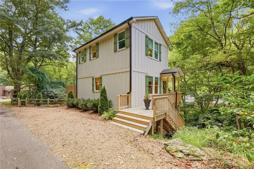 158 River View Lane, Blowing Rock
