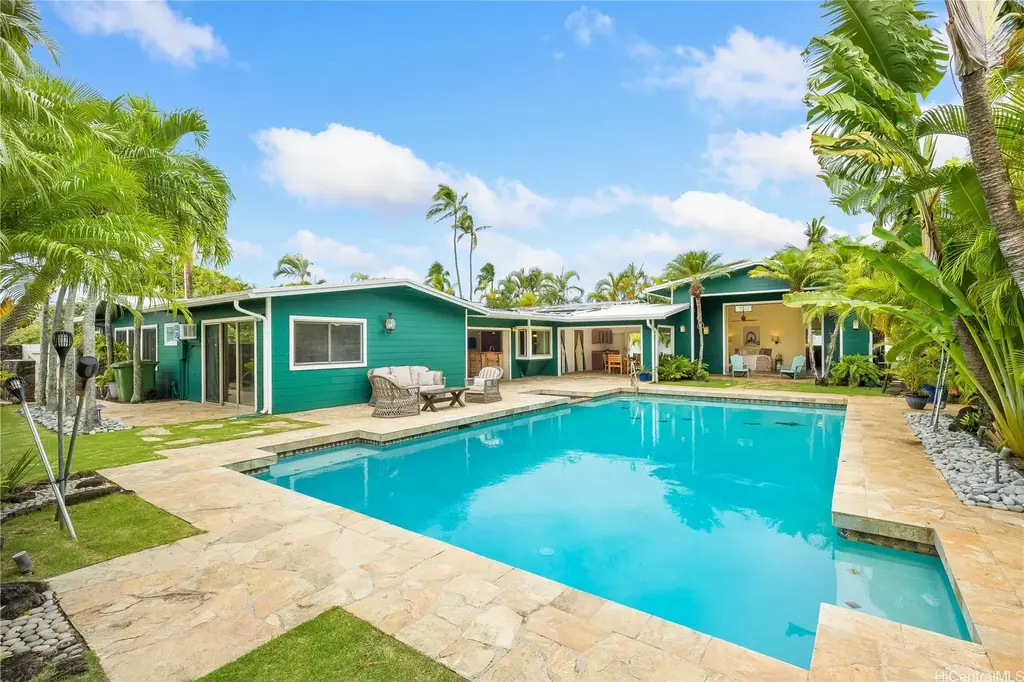 161 Kuuhoa Place, Kailua