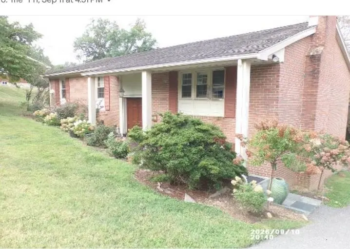 725 Ridgewood Rd, Waynesboro