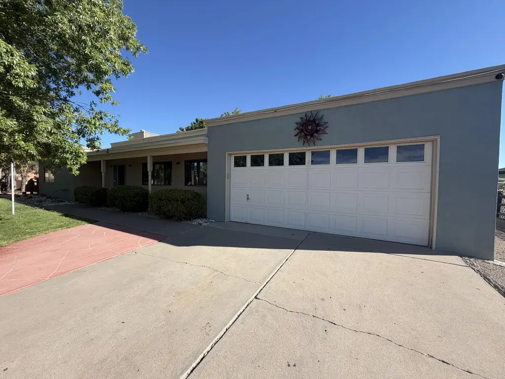 5504 Palomino Drive Nw, Albuquerque