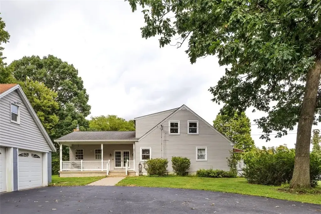3711 State Route 819, Bell