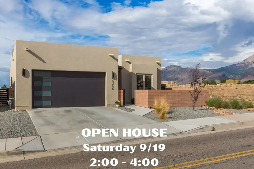 8705 Signal Avenue Ne, Albuquerque