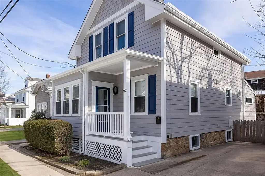 62 Roseneath Ave, Newport