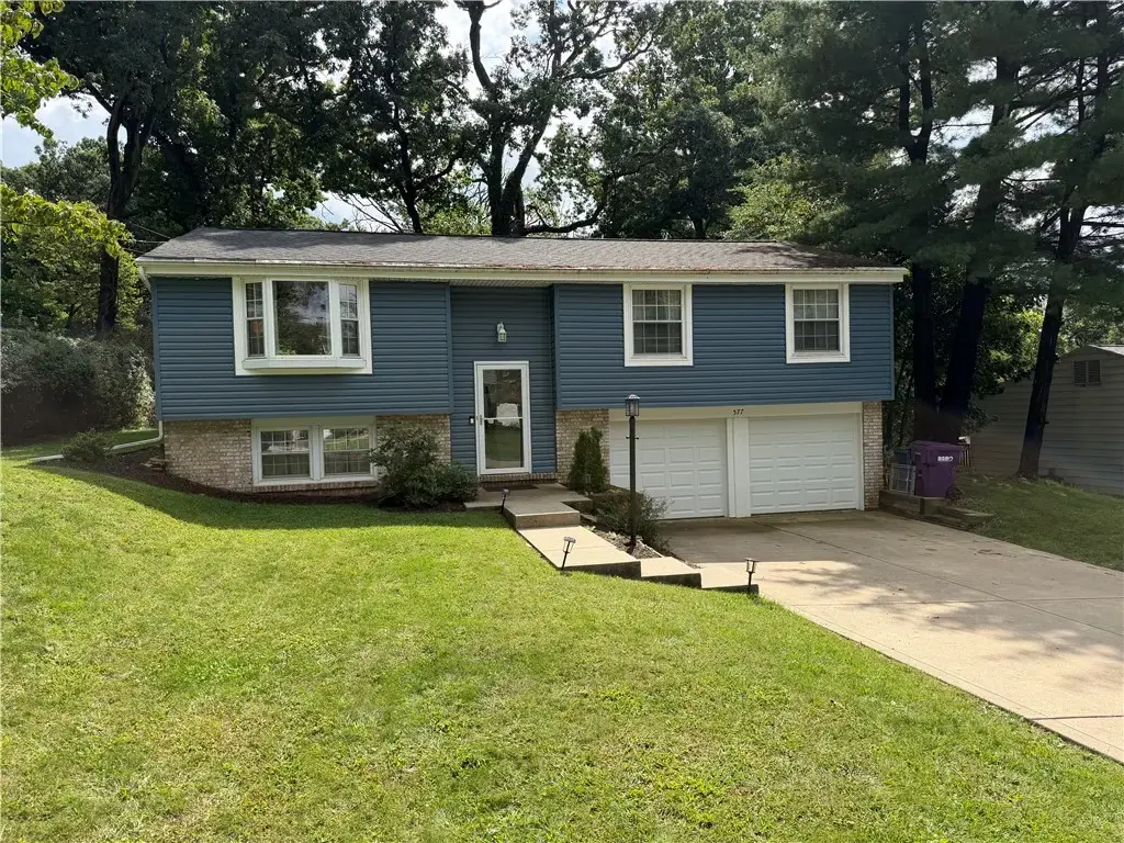 577 Surfside Drive , Plum Boro