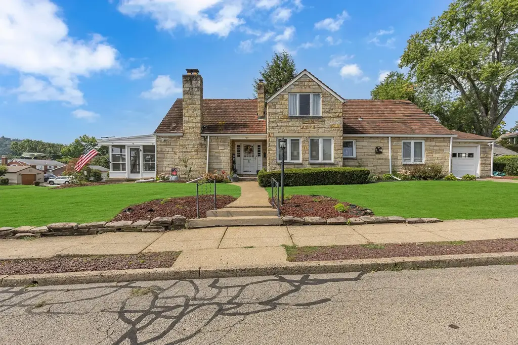175 Orchard Street, Beaver
