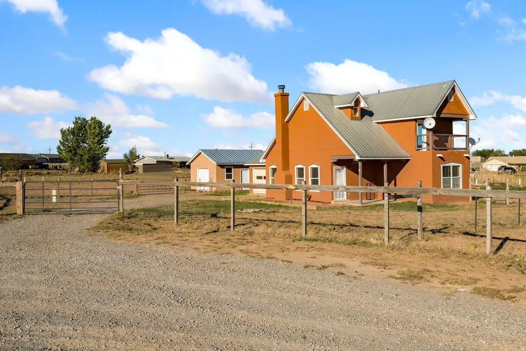 8 Starlight Acres Drive, Edgewood