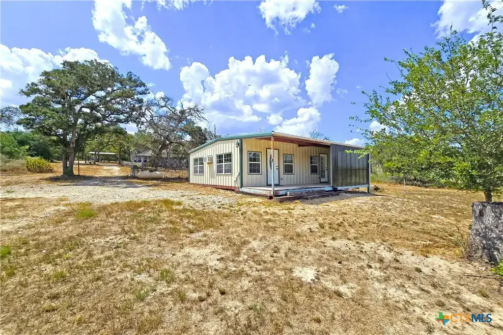 1501 Kothmann Drive, Seguin