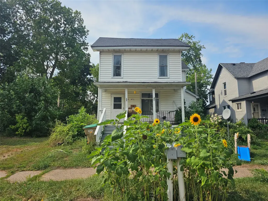 24 W Birch Street 1&2, Chippewa Falls