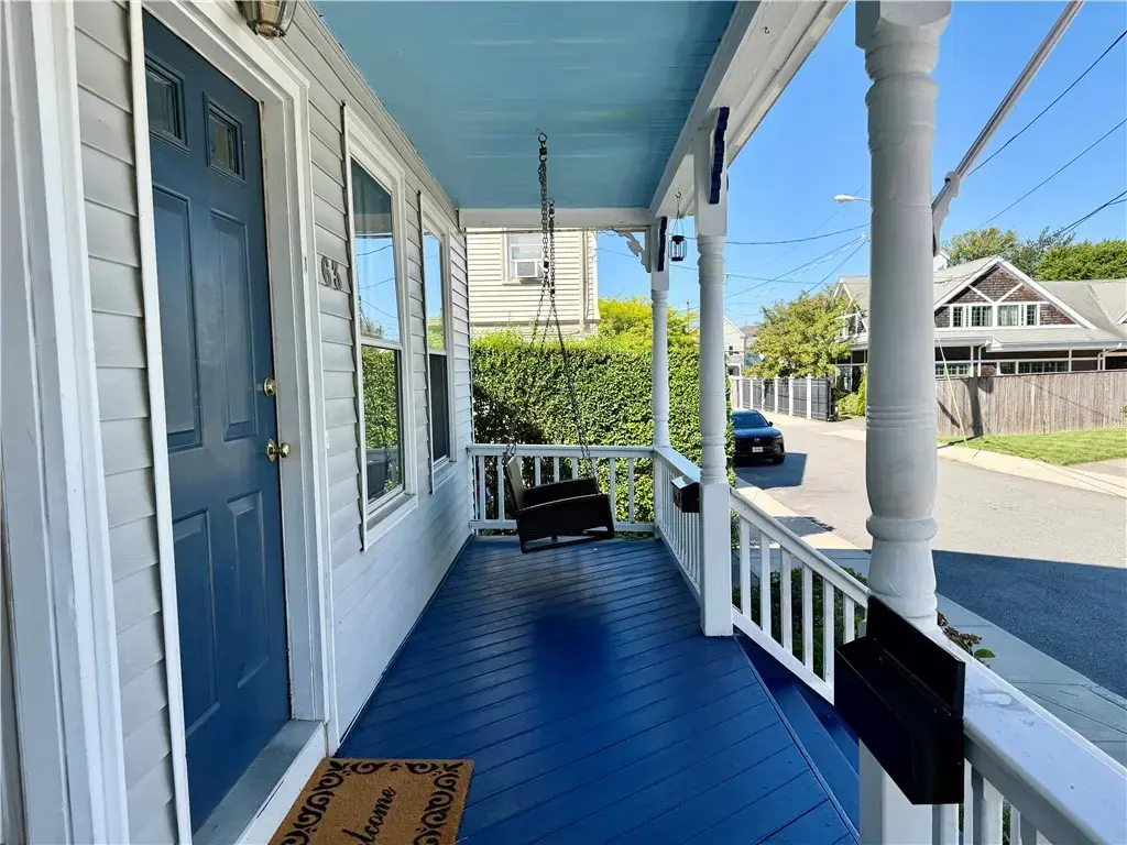 63 Bowery St # 2, Newport