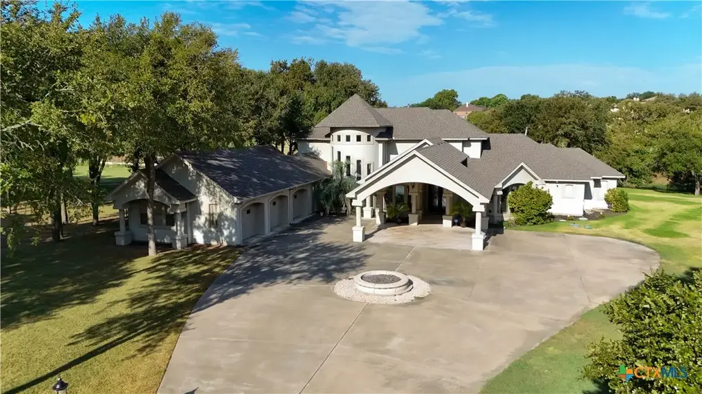 1317 Jack Nicklaus Circle, Salado